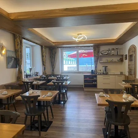 Hotel Seerose Wolfgangsee 3*