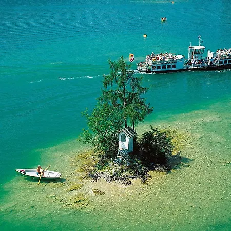 Seerose Wolfgangsee Hotel 3*